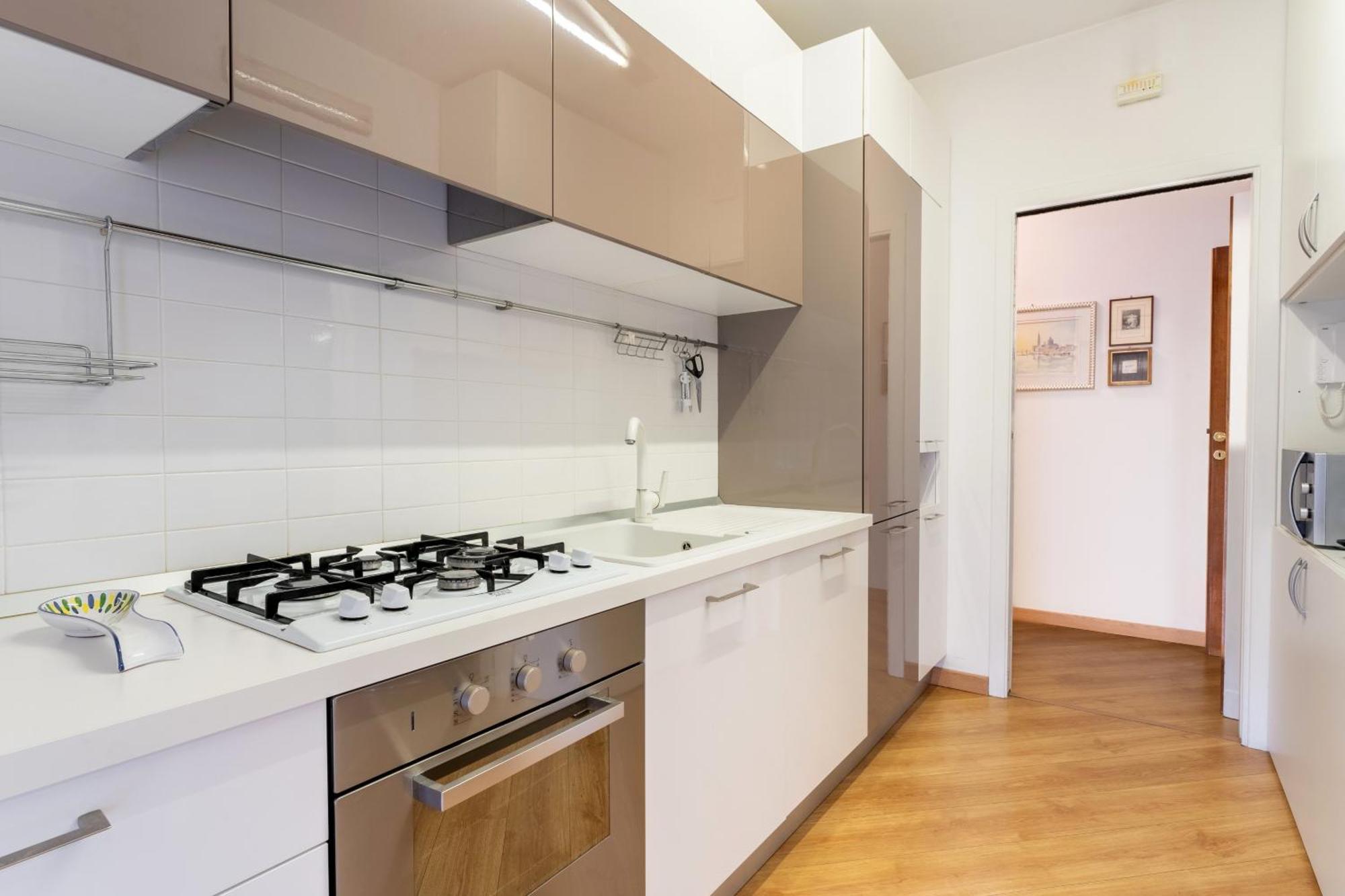 Apartment Furio Family Flat, A Few Steps From Metro A Stop Rom