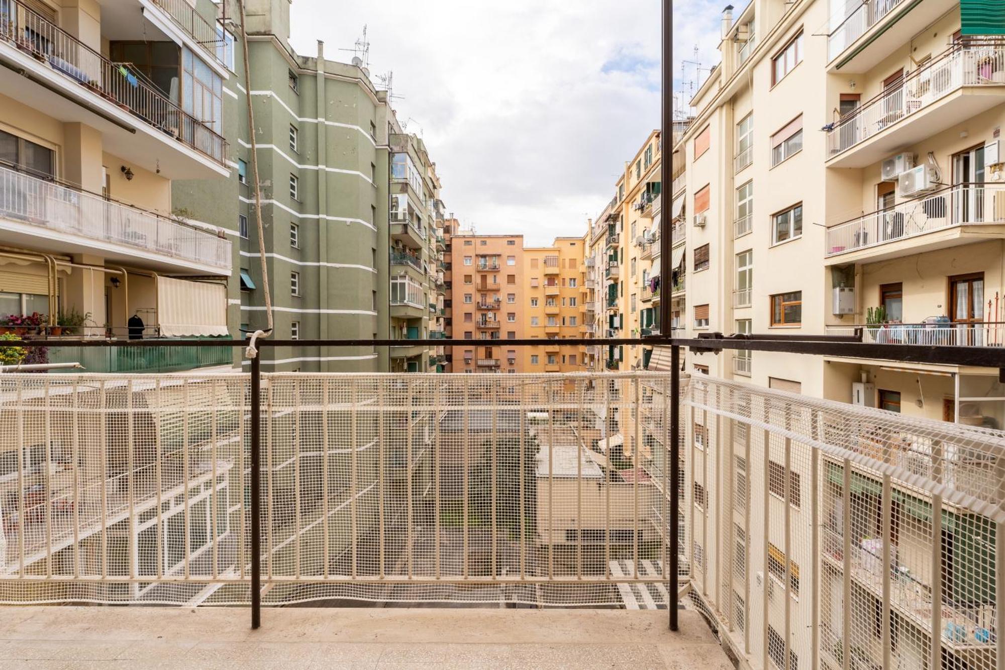 Furio Family Flat, A Few Steps From Metro A Stop Rom