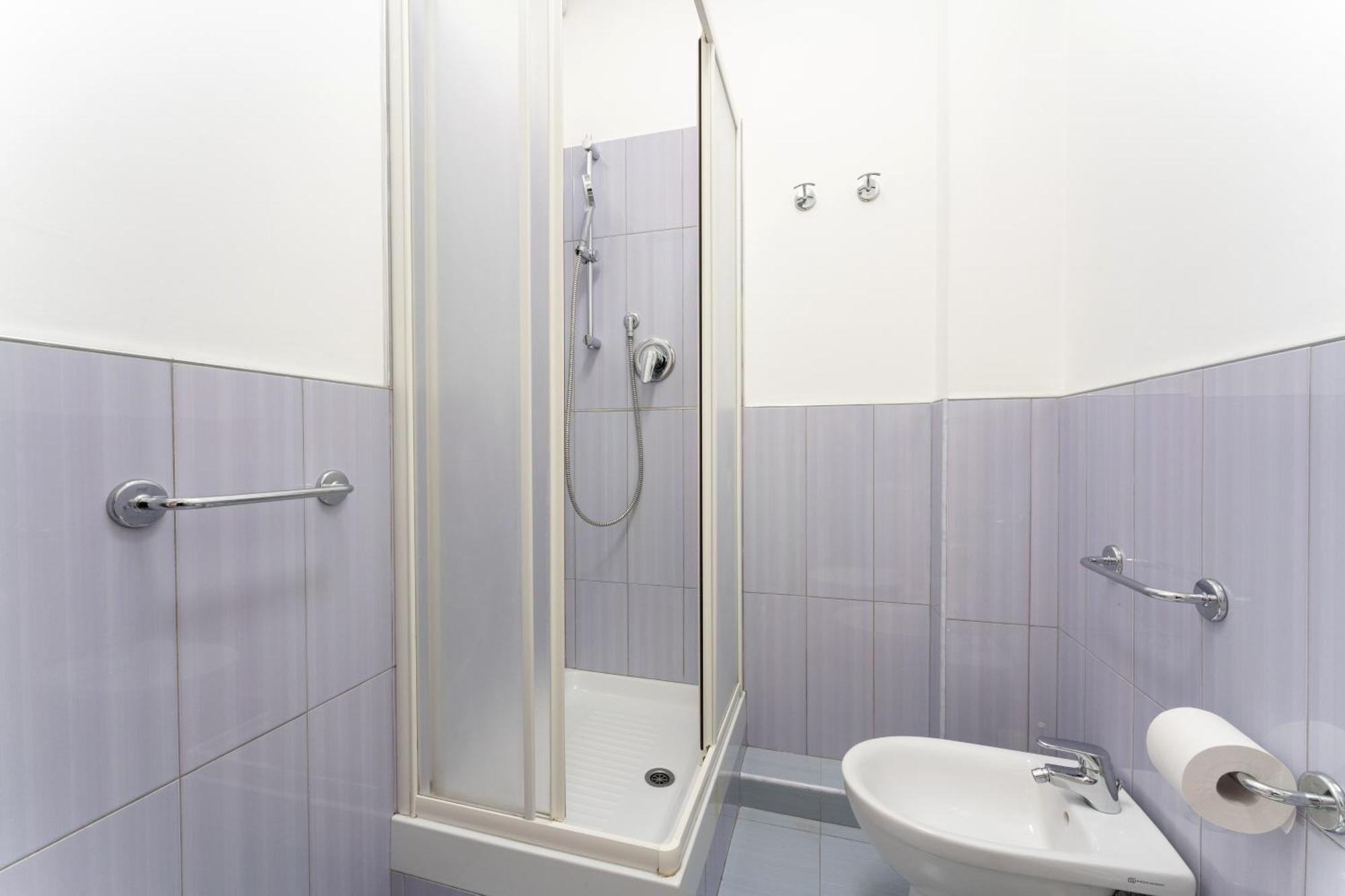 Furio Family Flat, A Few Steps From Metro A Stop