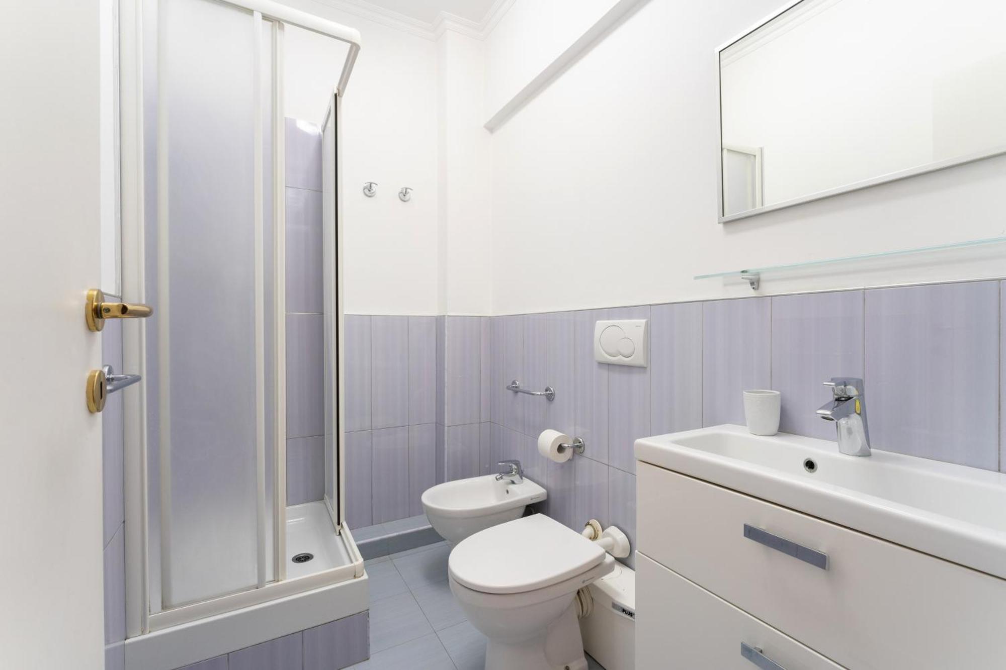 Furio Family Flat, A Few Steps From Metro A Stop * Rom